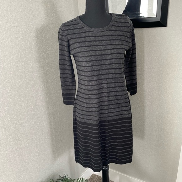 AB Studio Black Gray Long Sleeve Striped Sweater Dress Small - Picture 2 of 12